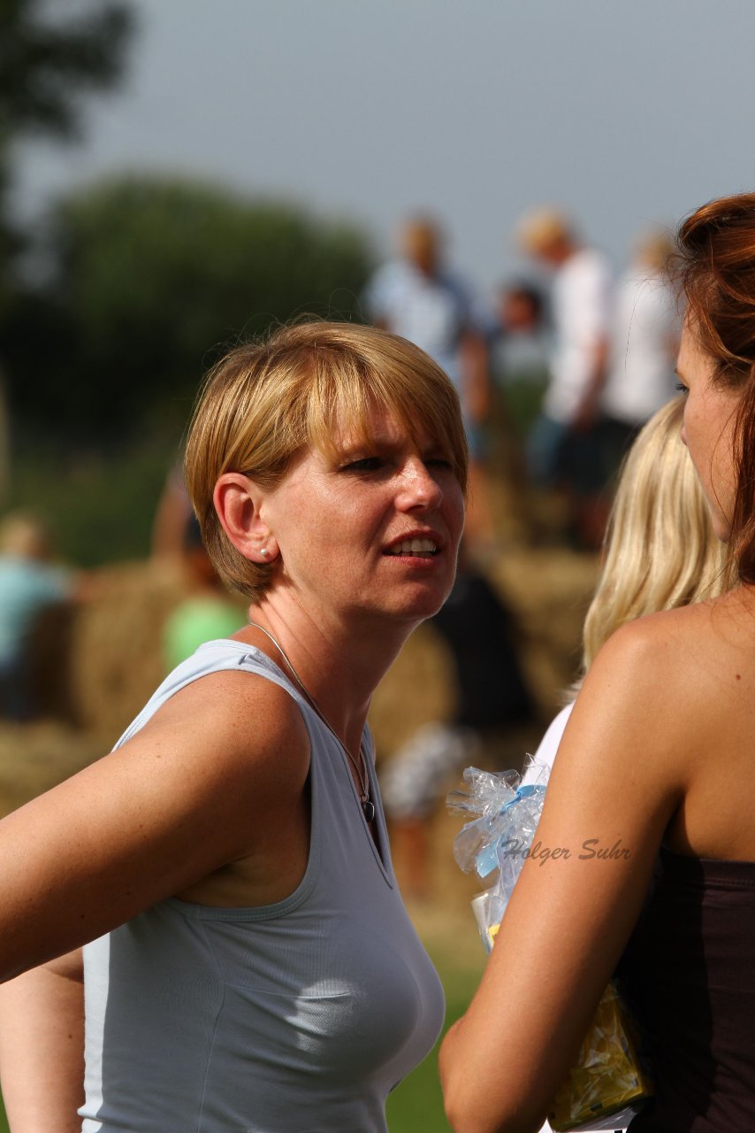 Bild 350 - Vogelschiessen am 18.8.12